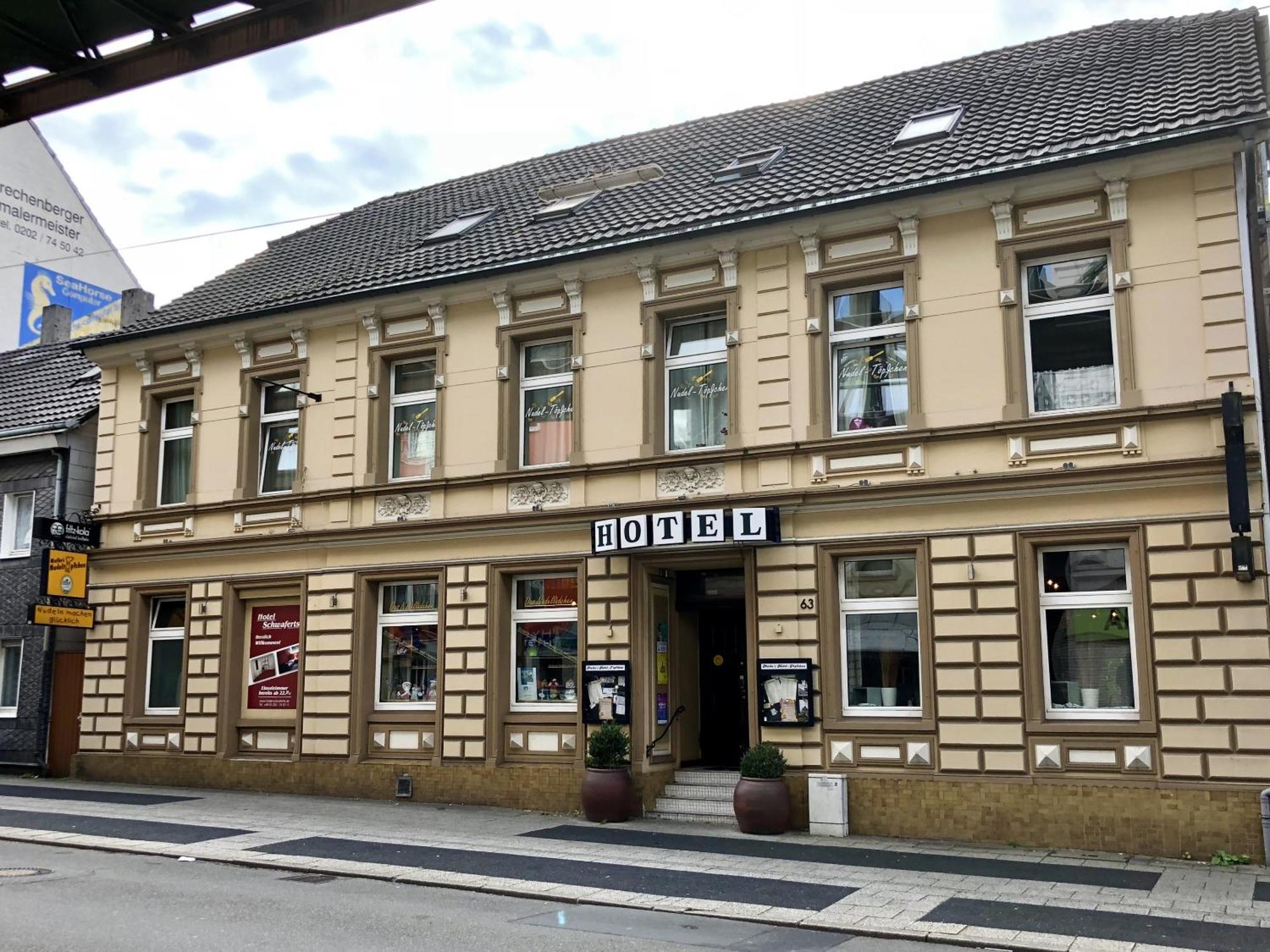 Hotel Schwaferts Wuppertal Ngoại thất bức ảnh