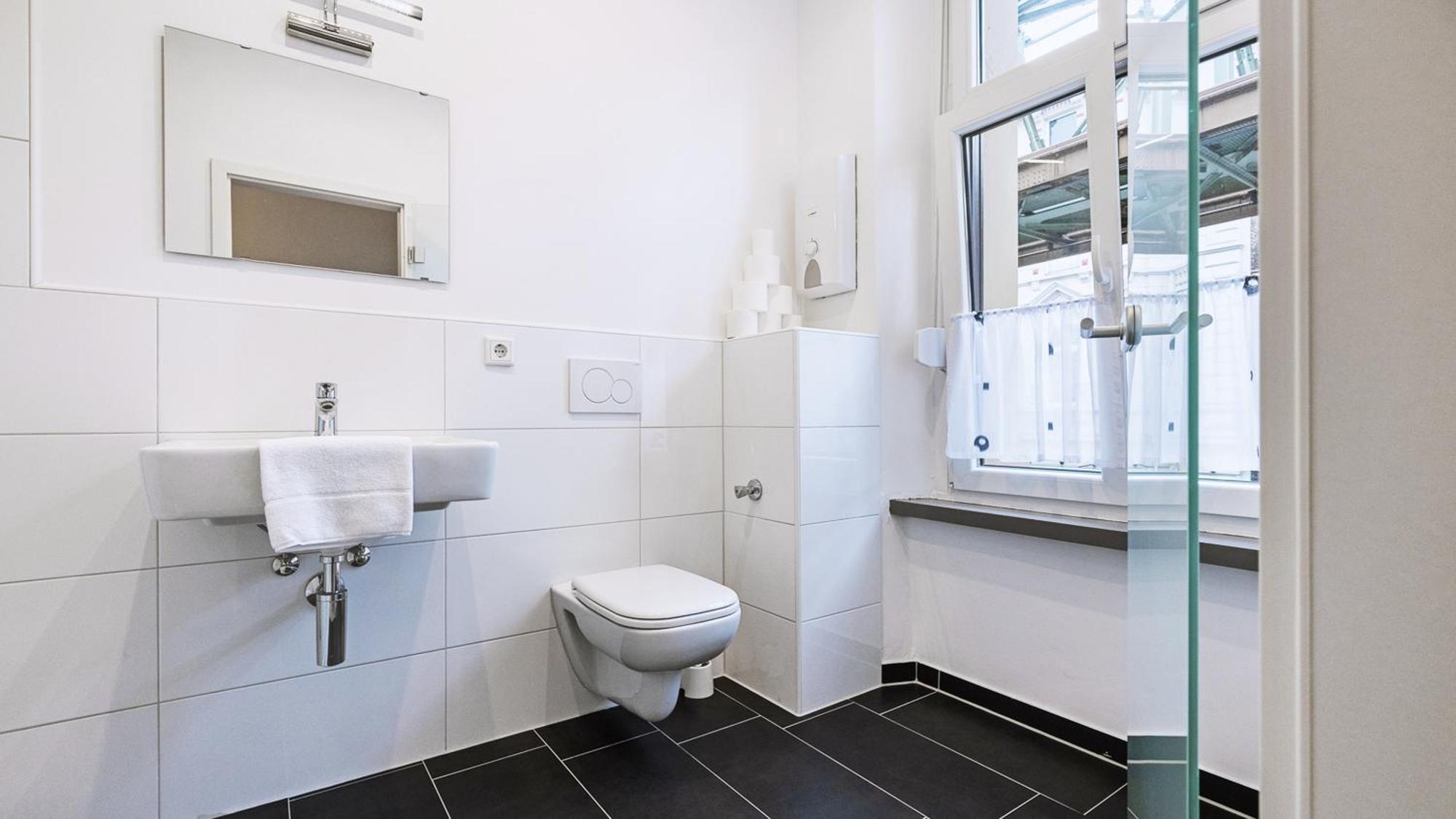Hotel Schwaferts Wuppertal Ngoại thất bức ảnh